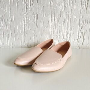 Elegant Light Pink Pointed Toe Flats Size 6
